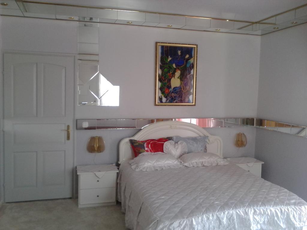 Bed and Breakfast Kristaly Apartman Хевіз Екстер'єр фото