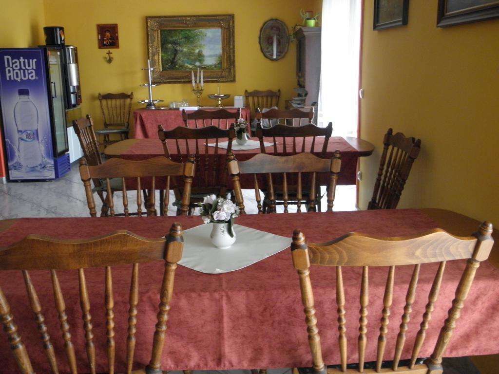 Bed and Breakfast Kristaly Apartman Хевіз Екстер'єр фото