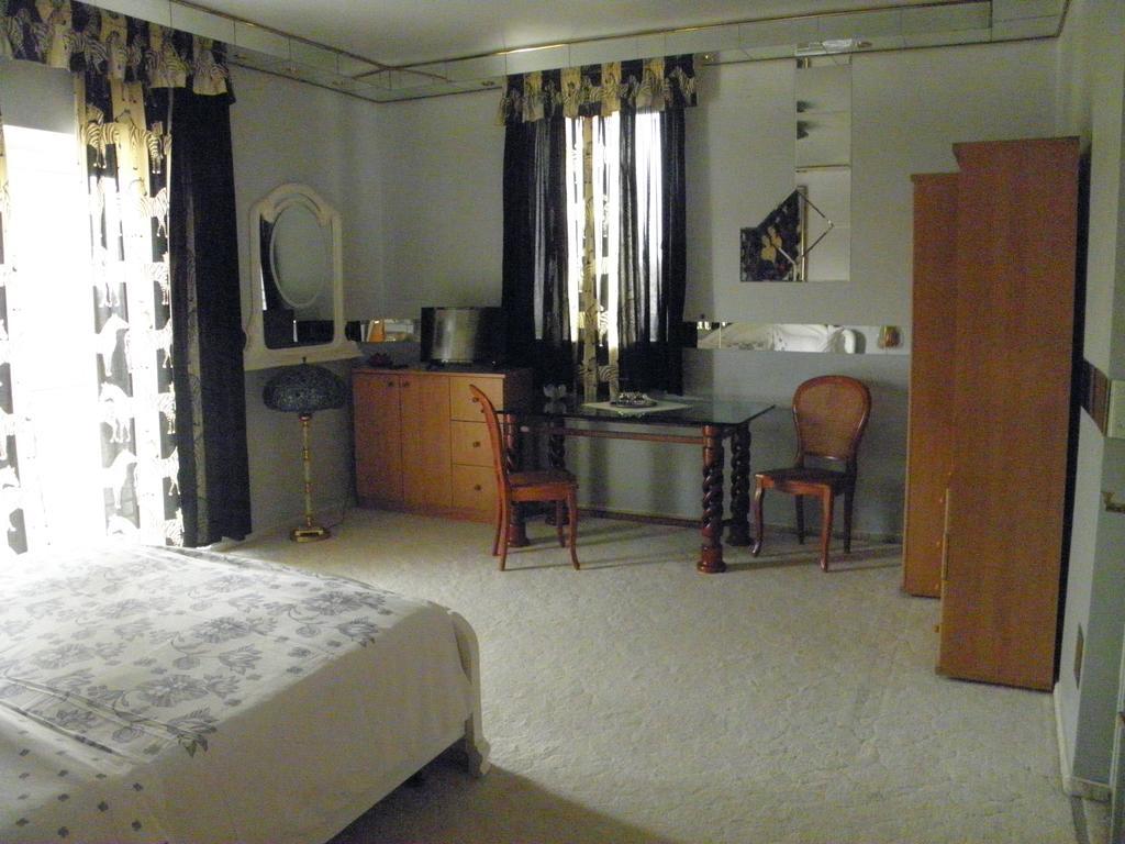 Bed and Breakfast Kristaly Apartman Хевіз Екстер'єр фото