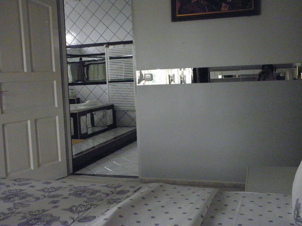 Bed and Breakfast Kristaly Apartman Хевіз Екстер'єр фото